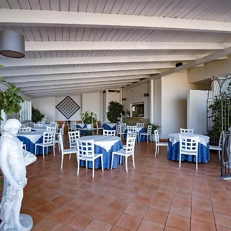 La Panoramica Hotel